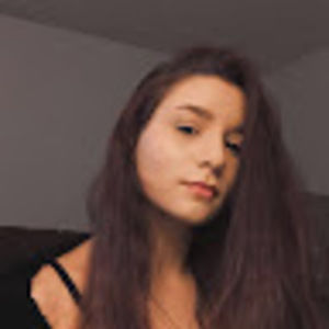 Meet your Posher, Julianna